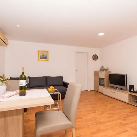 Apartment House Close To Aci Marina Split
