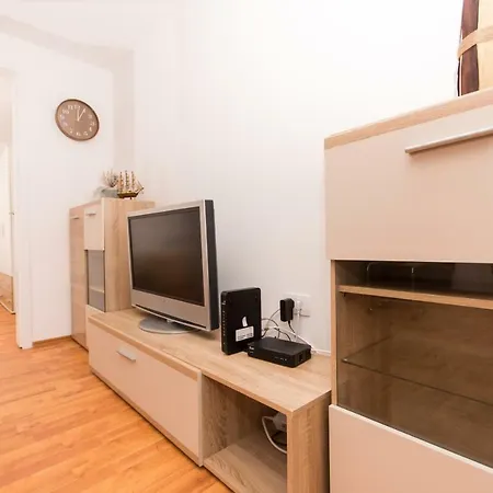 Apartment House Close To Aci Marina